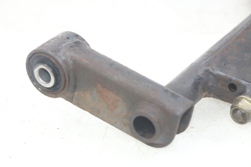 photo de SUPPORTO MOTORE SYM SYMPHONY 125 (2009 - 2015) - Altra angolazione