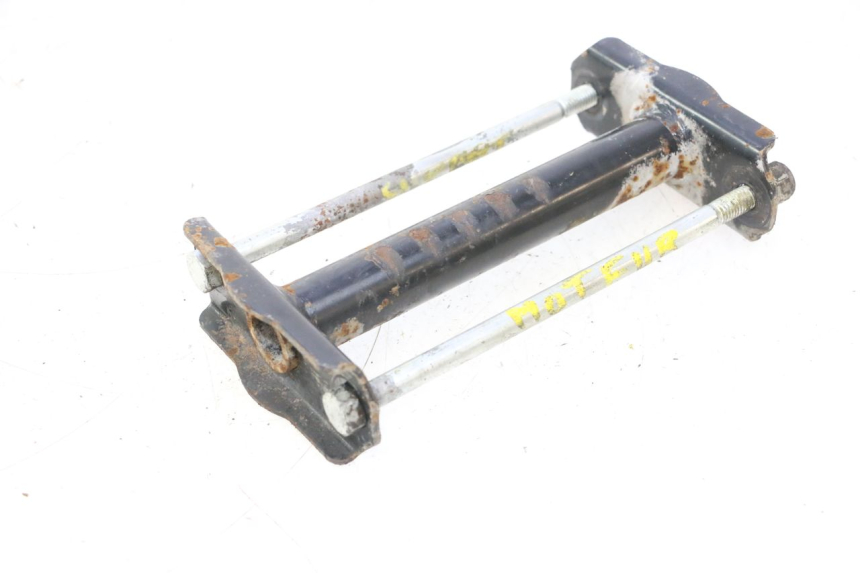 photo de SUPPORTO MOTORE PEUGEOT TREKKER 50 (1995 - 2004) - Zoom sullo stato d'uso