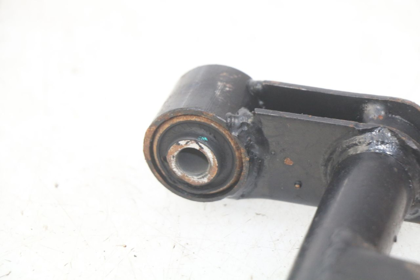 photo de SUPPORTO MOTORE PEUGEOT TWEET 4T 50 (2010 - 2014) - Zoom sullo stato d'uso