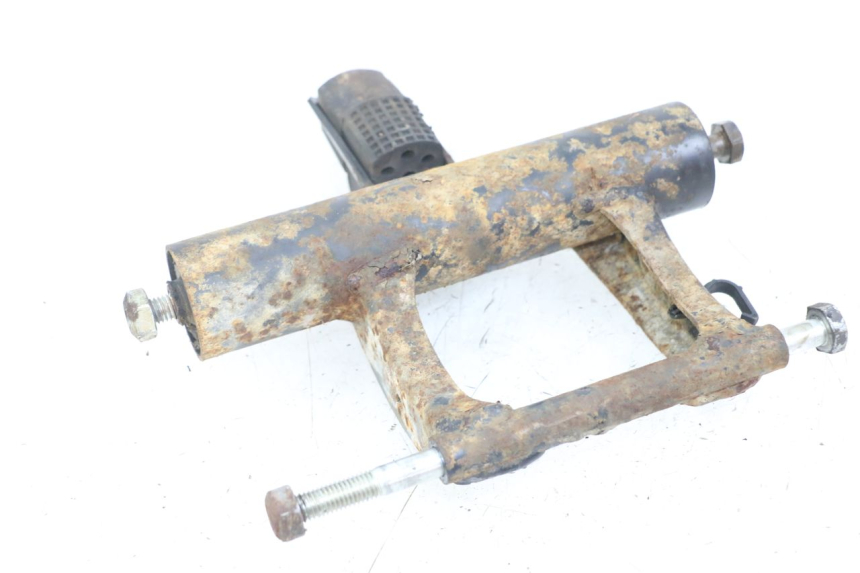 photo de SUPPORTO MOTORE PIAGGIO TYPHOON 80 (1994 - 1997) - Dettaglio del componente