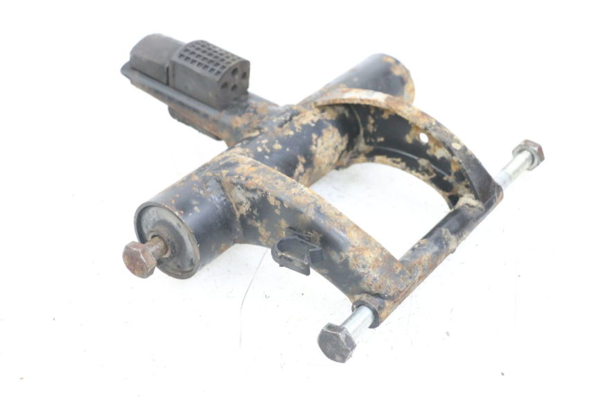 photo de SUPPORTO MOTORE PIAGGIO TYPHOON 80 (1994 - 1997) - Primo piano tecnico