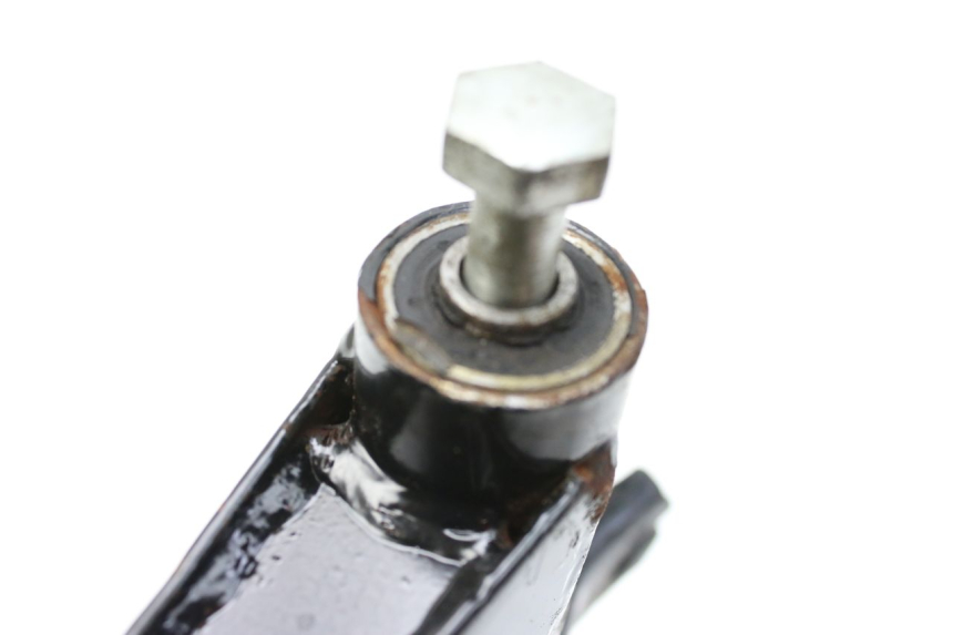 photo de SUPPORTO MOTORE PEUGEOT V-CLIC VCLIC 50 (2007 - 2013) - Primo piano tecnico