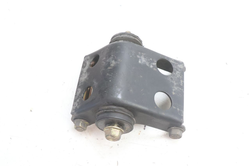 photo de SUPPORTO MOTORE DAELIM VJ ROADWIN 125 (2004 - 2007) - Altra angolazione