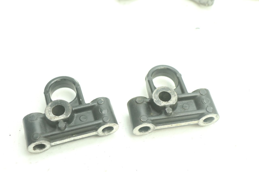 photo de SUPPORTO MOTORE YAMAHA WAVE RUNNER GP R 1200 (2000 - 2003) - Primo piano tecnico