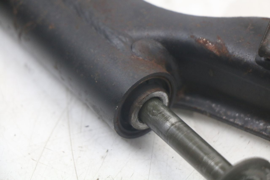 photo de SUPPORTO MOTORE YAMAHA XMAX X-MAX 125 (2006 - 2009) - Zoom sullo stato d'uso