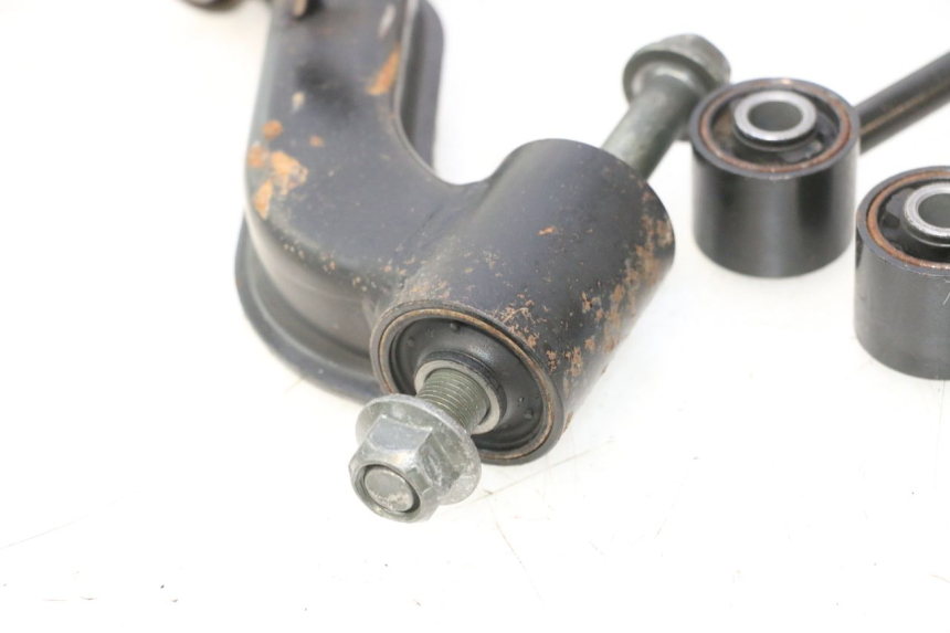 photo de SUPPORTO MOTORE YAMAHA XMAX X-MAX 125 (2006 - 2009) - Primo piano tecnico
