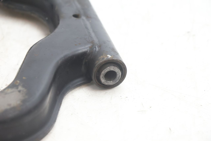 photo de SUPPORTO MOTORE YAMAHA X-MAX XMAX 125 (2010 - 2013) - Marcature e riferimenti originali