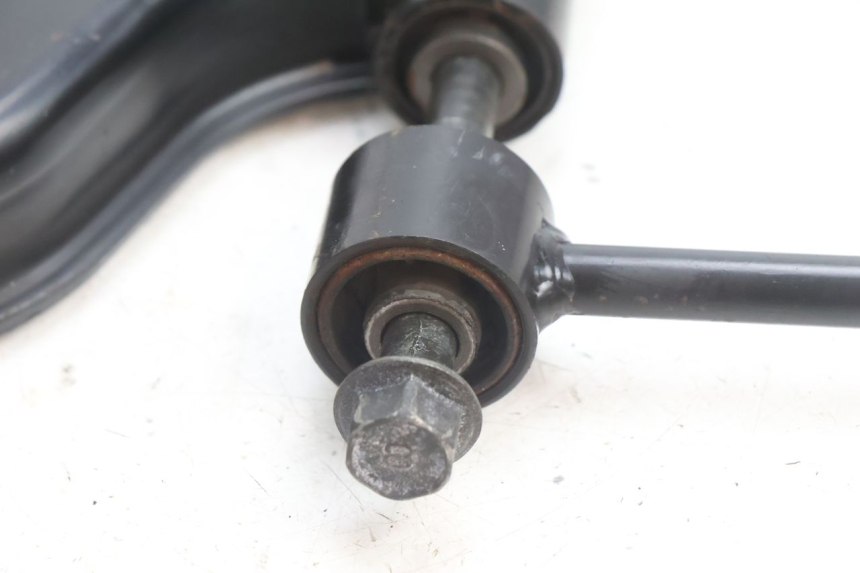 photo de SUPPORTO MOTORE YAMAHA X-MAX XMAX 125 (2010 - 2013) - Caratteristiche distintive