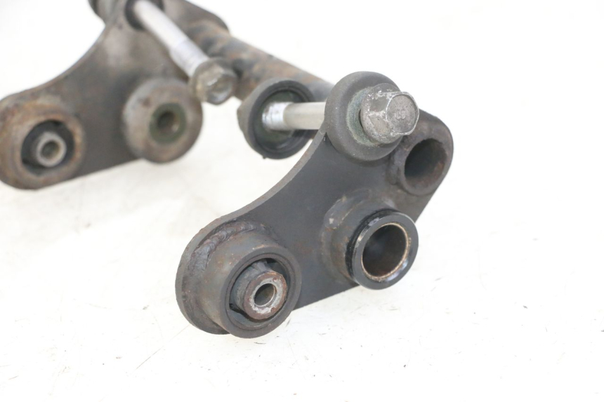 photo de SUPPORTO MOTORE YAMAHA FZS FAZER 600 (2001 - 2003) - Stato della superficie e materiale