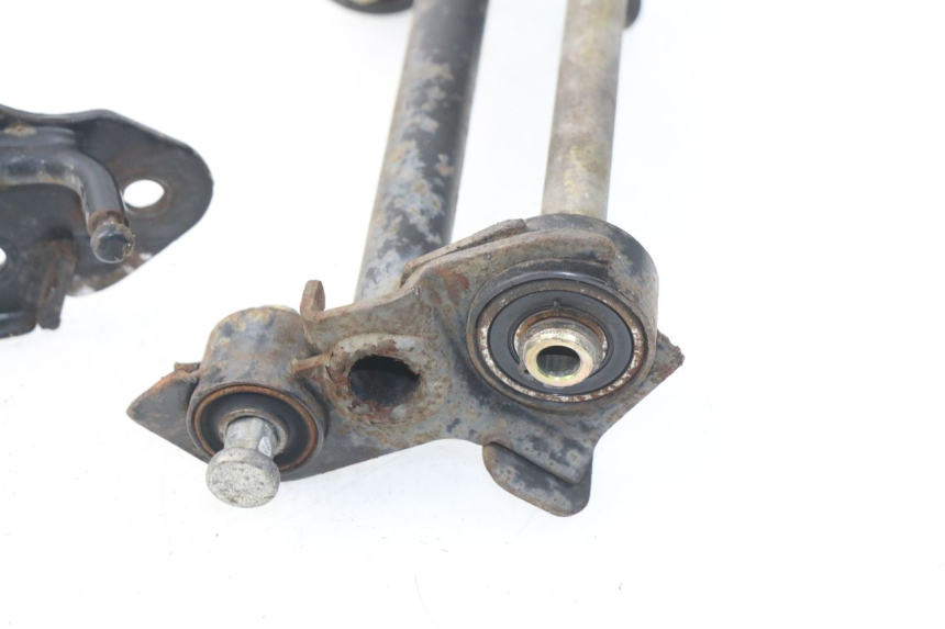 photo de SUPPORTO MOTORE YAMAHA YP MAJESTY 125 (2007 - 2010) - Dettaglio del componente