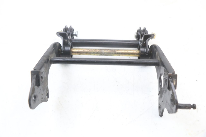 photo de SUPPORTO MOTORE YAMAHA YP MAJESTY 125 (2002 - 2006) - Dettaglio del componente