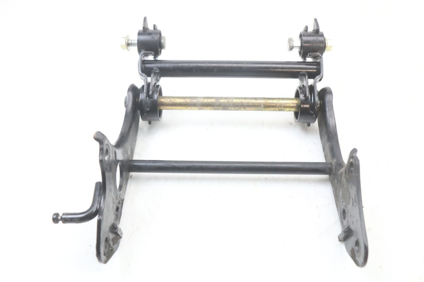 photo de SUPPORTO MOTORE YAMAHA YP MAJESTY 125 (2002 - 2006) - Primo piano tecnico