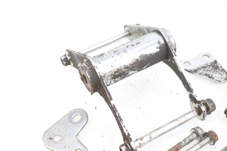 photo de SUPPORTO MOTORE KYMCO ZING 125 (1997 - 2003) - Vista d'insieme del prodotto