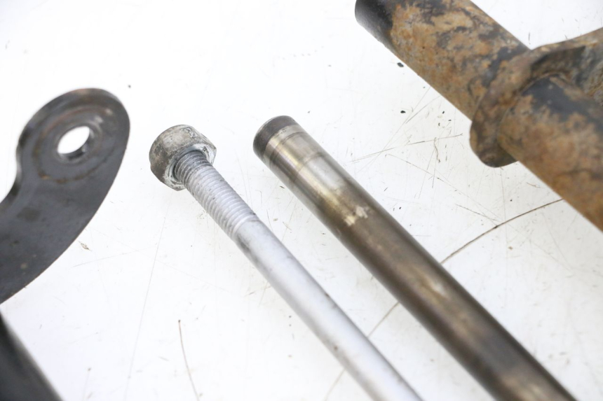 photo de SUPPORTO MOTORE PIAGGIO ZIP 4T 50 (2018 - 2020) - Zoom sui componenti