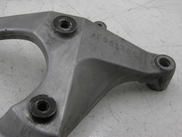 photo de SUPPORTO VASO HONDA SH 125 (2003 - 2004) - Dettaglio del componente