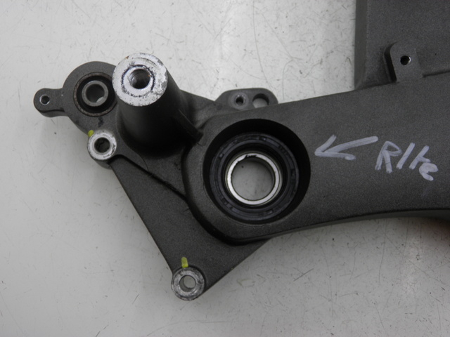 photo de SUPPORTO VASO KYMCO XCITING RI ABS 500 (2010) - Vista d'insieme del prodotto