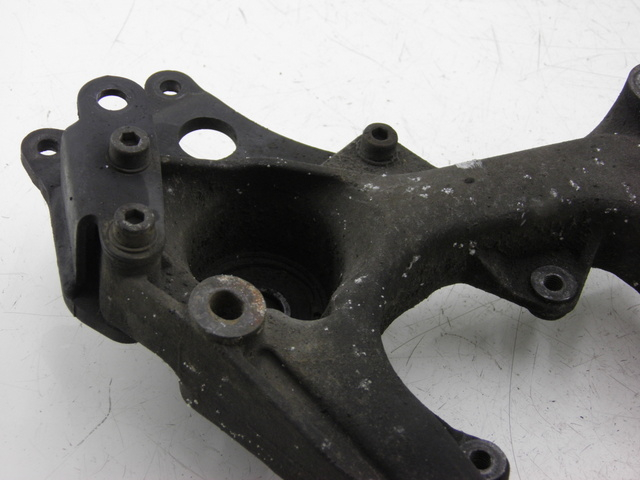 photo de SCARICO STAFFA PIAGGIO MP3 RL 125 (2006 - 2014) - Altra angolazione