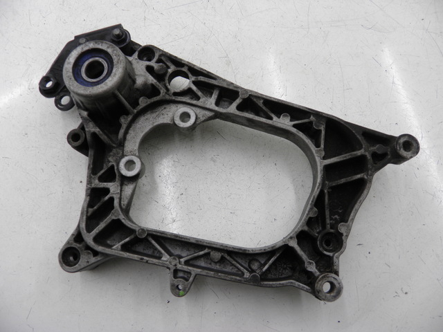 photo de SUPPORTO VASO PIAGGIO XEVO - X EVO 125 (2010 - 2015) - Zoom sullo stato d'uso