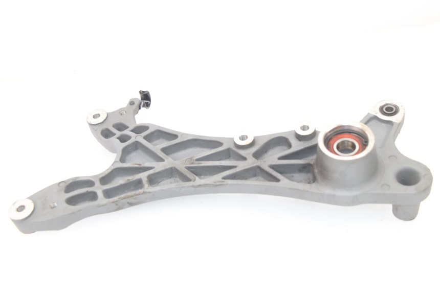 photo de SUPPORTO VASO KYMCO AGILITY CITY 16P 125 (2015 - 2021) - Zoom sullo stato d'uso