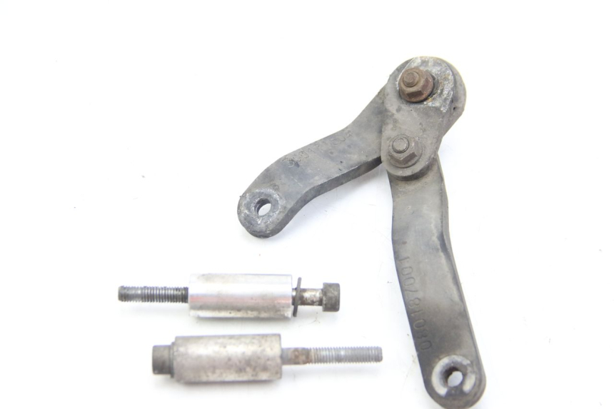 photo de SUPPORTO VASO DERBI BOULEVARD 50 (2009 - 2006) - Dettaglio del componente