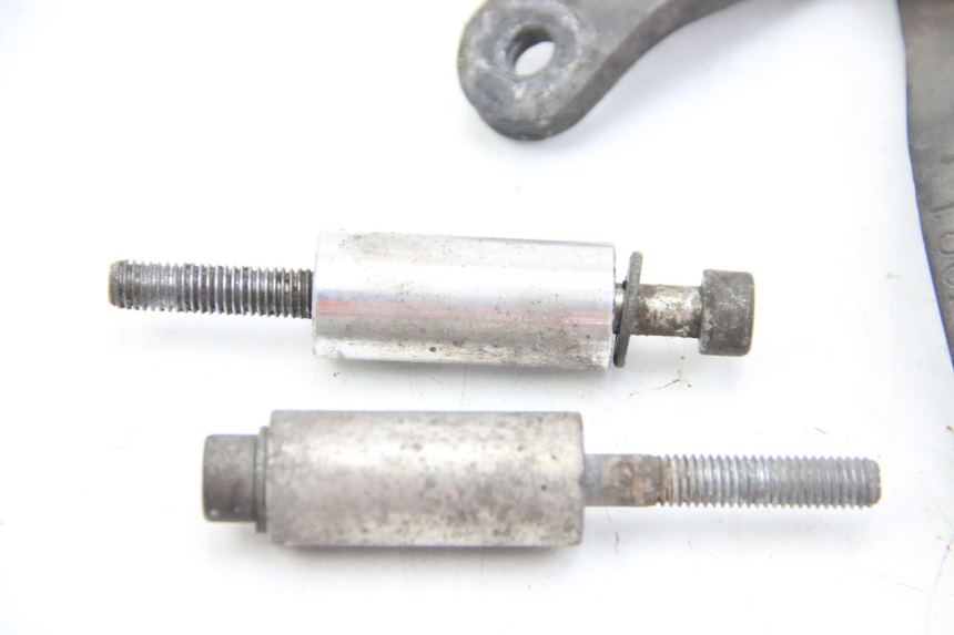 photo de SUPPORTO VASO DERBI BOULEVARD 50 (2009 - 2006) - Vista d'insieme del prodotto