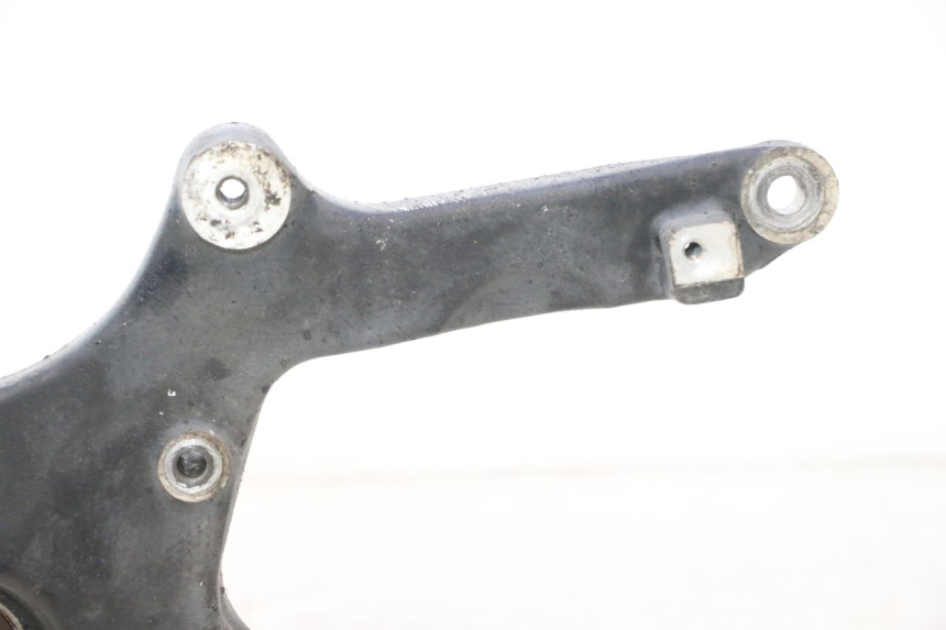 photo de SUPPORTO VASO SUZUKI BURGMAN 125 (2007 - 2014) - Stato della superficie e materiale