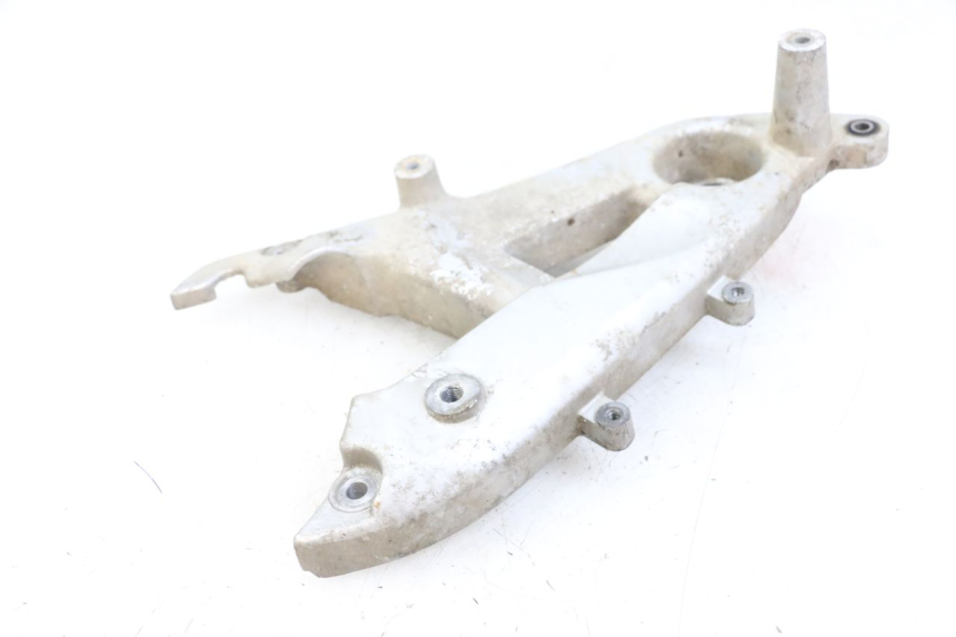 photo de SUPPORTO VASO YAMAHA CYGNUS X 125 (2004 - 2007) - Zoom sullo stato d'uso