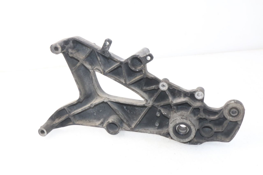 photo de SUPPORTO VASO KYMCO DINK STREET 125 (2009 - 2014) - Zoom sullo stato d'uso