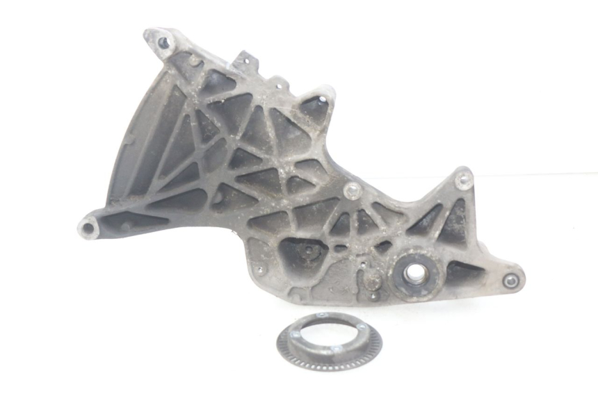 photo de SUPPORTO VASO HONDA FES S-WING SWING ABS 125 (2007 - 2015) - Altra angolazione