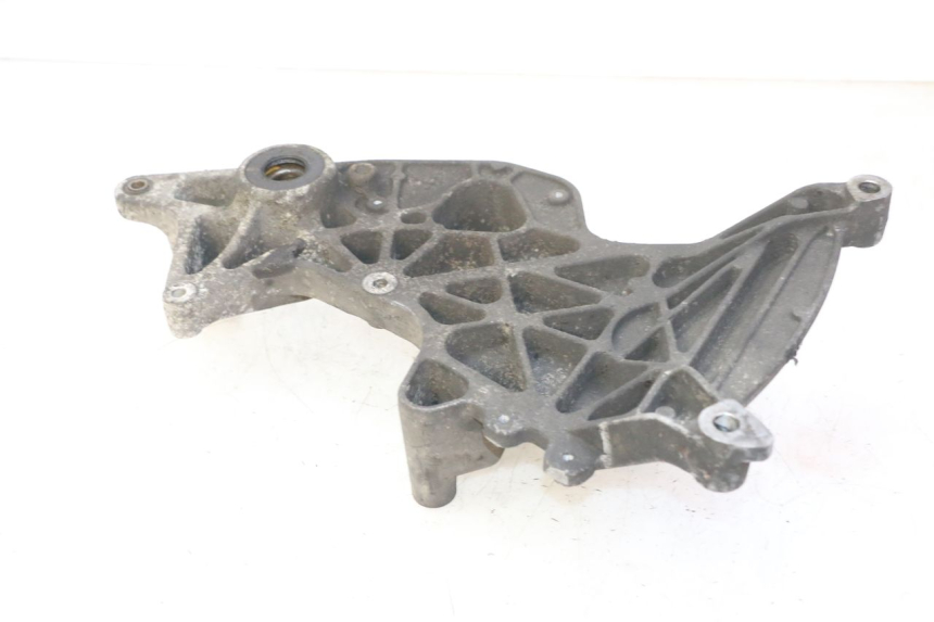 photo de SUPPORTO VASO HONDA FES S-WING SWING ABS 125 (2007 - 2015) - Dettaglio del componente