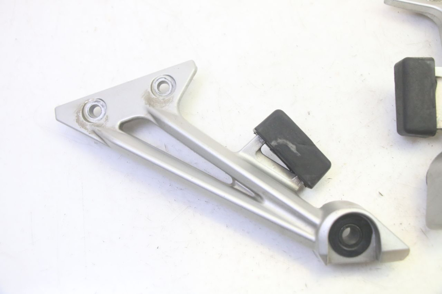 photo de SUPPORTO VASO YAMAHA FJR ABS 1300 (2006 - 2012) - Dettaglio del componente