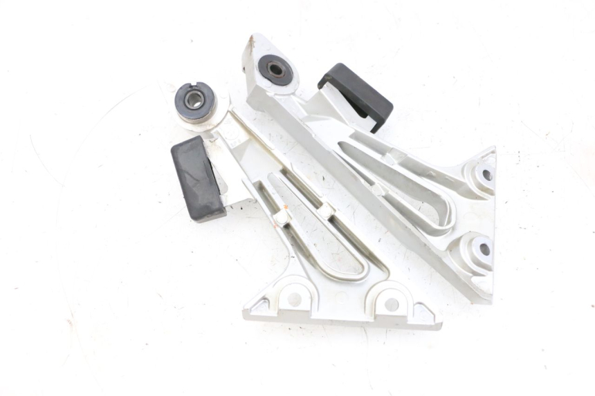 photo de SUPPORTO VASO YAMAHA FJR ABS 1300 (2006 - 2012) - Zoom sullo stato d'uso