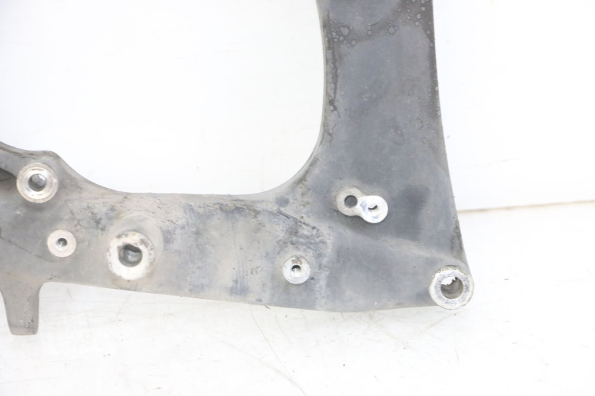 photo de SCARICO STAFFA HONDA FORZA ABS 300 (2013 - 2017) - Primo piano tecnico