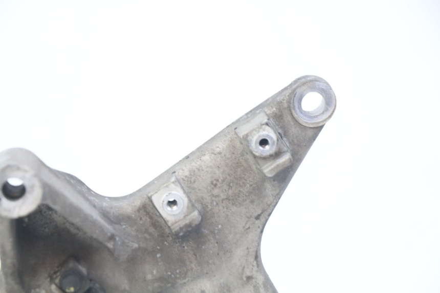 photo de SUPPORTO VASO HONDA FORZA 125 (2015 - 2016) - Altra angolazione