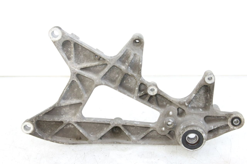 photo de SUPPORTO VASO HONDA FORZA 125 (2015 - 2016) - Zoom sullo stato d'uso