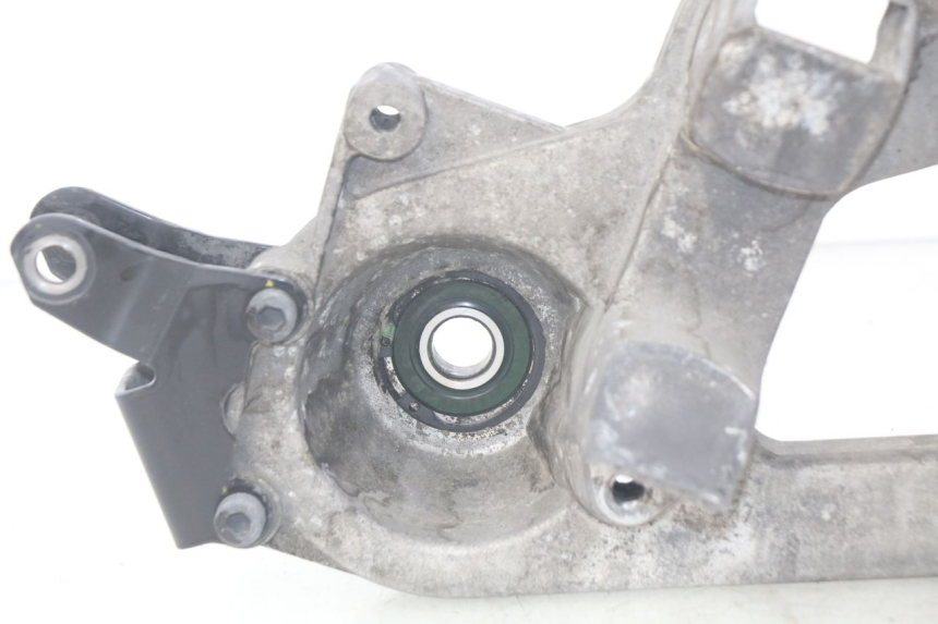 photo de SUPPORTO VASO PEUGEOT GEOPOLIS 400 (2007 - 2013) - Altra angolazione