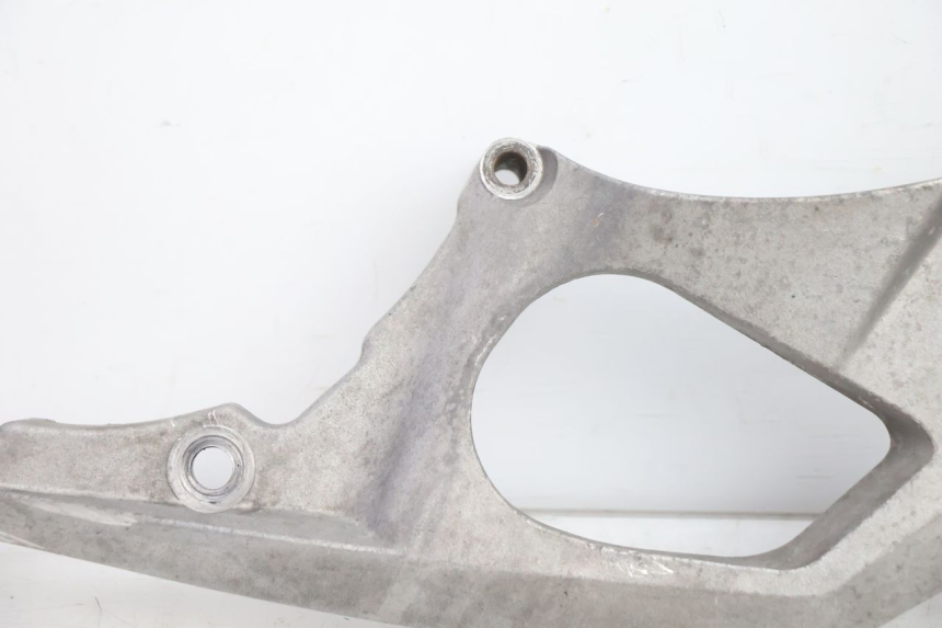 photo de SCARICO STAFFA GILERA GP 800 (2007 - 2013) - Zoom sullo stato d'uso