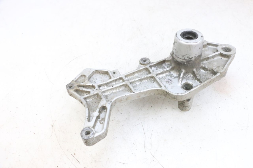 photo de SCARICO STAFFA SYM GTS EVO 125 (2009 - 2013) - Altra angolazione