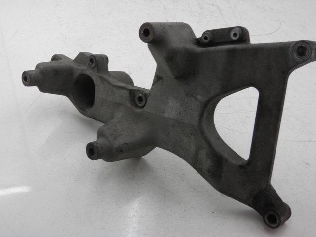 photo de SUPPORTO VASO HONDA FES PANTHEON 125 (2003 - 2007) - Vista d'insieme del prodotto