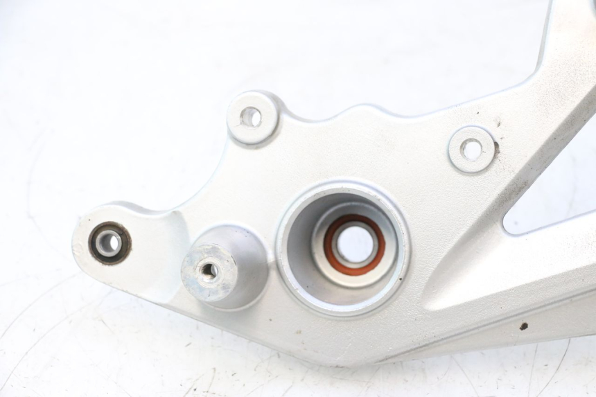 photo de SCARICO STAFFA KYMCO MOVIE S 125 (2009 - 2018) - Ricambio usato controllato