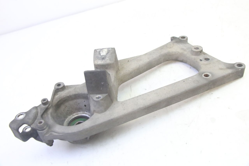 photo de SCARICO STAFFA PIAGGIO MP3 500 (2011 - 2015) - Dettaglio del componente