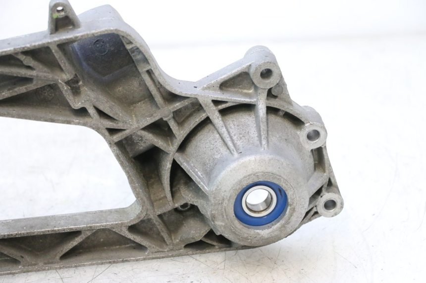 photo de SCARICO STAFFA PIAGGIO MP3 500 (2011 - 2015) - Dettaglio del componente