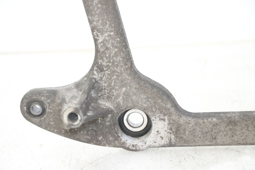 photo de SUPPORTO VASO PEUGEOT SATELIS 125 (2010 - 2012) - Zoom sullo stato d'uso