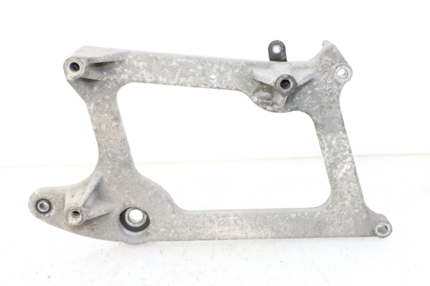 photo de SCARICO STAFFA PEUGEOT SATELIS 125 (2013 - 2018) - Vista principale