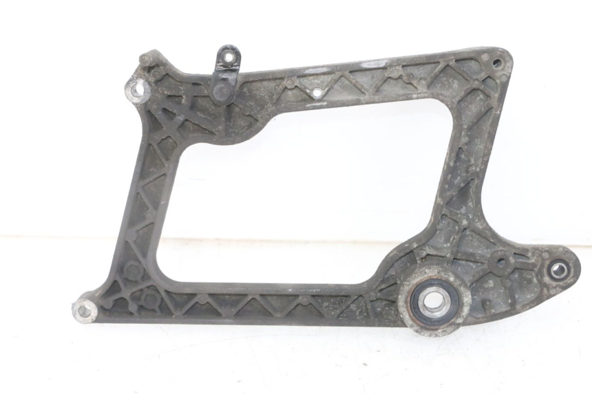 photo de SCARICO STAFFA PEUGEOT SATELIS 125 (2013 - 2018) - Altra angolazione