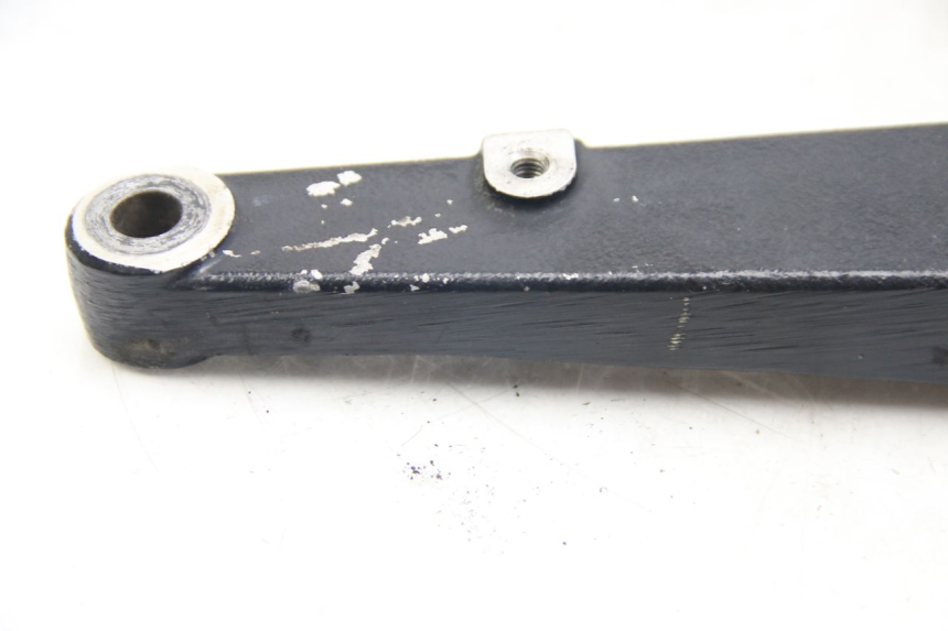 photo de SUPPORTO VASO SUZUKI SIXTEEN 125 (2008 - 2010) - Caratteristiche distintive