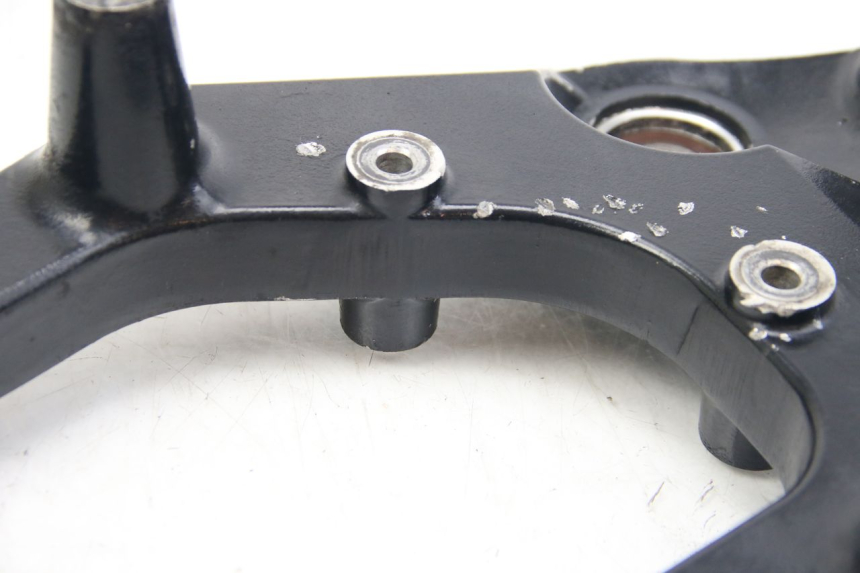 photo de SUPPORTO VASO SUZUKI SIXTEEN 125 (2008 - 2010) - Zoom sui componenti