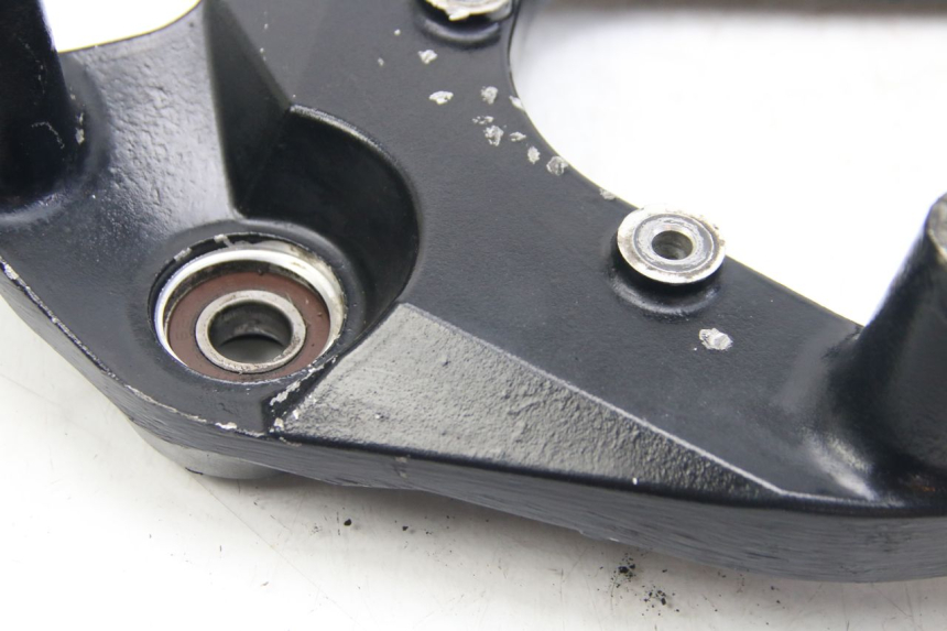 photo de SUPPORTO VASO SUZUKI SIXTEEN 125 (2008 - 2010) - Focus sulla struttura