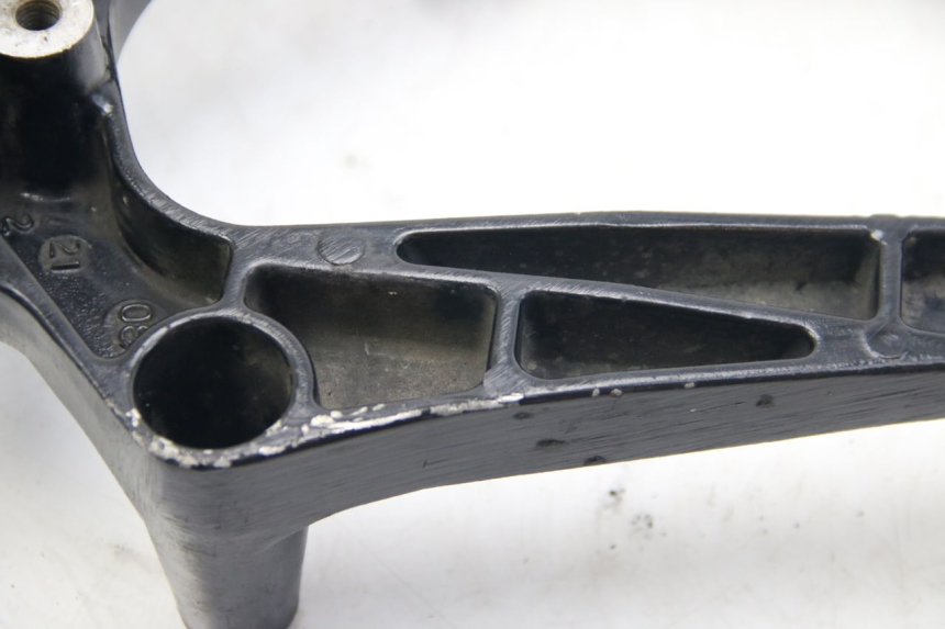 photo de SUPPORTO VASO SUZUKI SIXTEEN 125 (2008 - 2010) - Altra angolazione