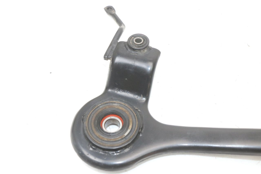 photo de SCARICO STAFFA KYMCO SUPER 8 4T 50 (2021 - 2024) - Zoom sullo stato d'uso